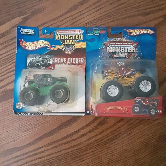 Vtg Hot Wheels Monster Jam Lot Of 2 Grave Digger Airborne Ranger Truck Bundle - Picture 1 of 16